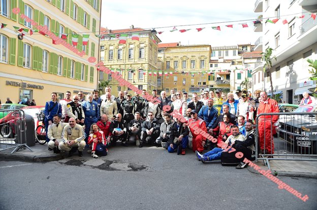 Gruppo Piloti e Navigatori.JPG